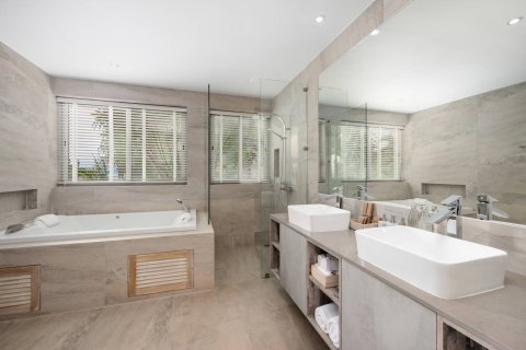 House in Ko Samui, Thailand 5 bedrooms № 180631 - photo 20