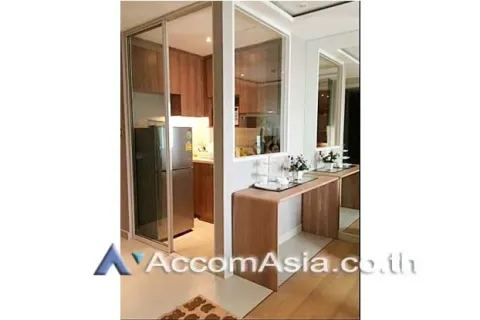 Condo in Khlong Toei, Bangkok, Thailand, 1 bedroom  № 217739