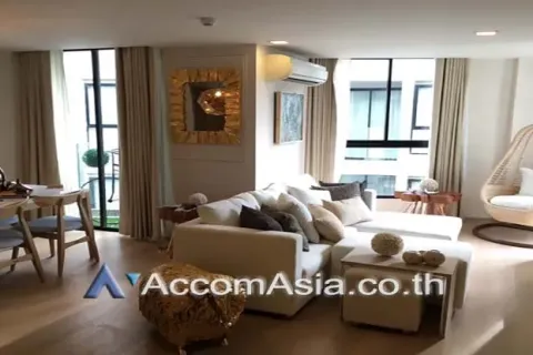 Condo in Watthana, Bangkok, Thailand, 3 bedrooms  № 217743