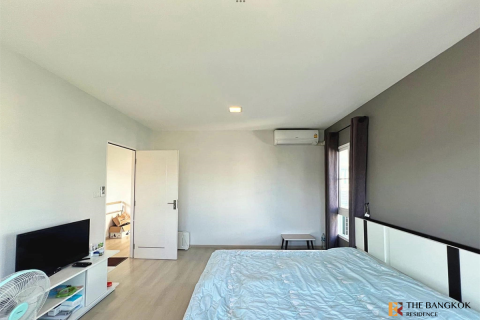 House in Bangkok, Thailand 3 bedrooms № 189026