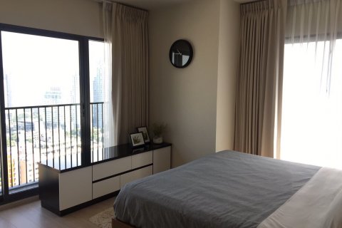 Condo in Bangkok, Thailand, 1 bedroom  № 144218 - photo 2