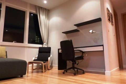 Кондоминиум с 3 спальнями в Бангкоке, Таиланд № 144219 - фото 9