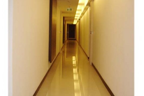 Condo in Yan Nawa, Bangkok, Thailand, 2 bedrooms  № 144221 - photo 1