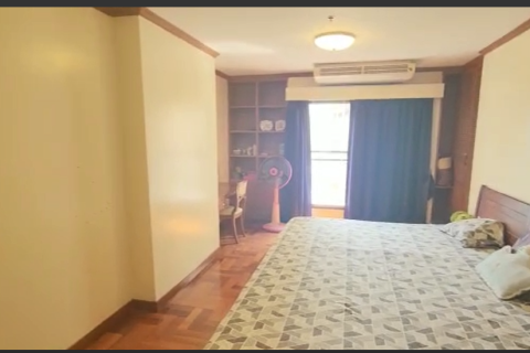 Condo in Bangkok, Thailand, 2 bedrooms  № 157692 - photo 7