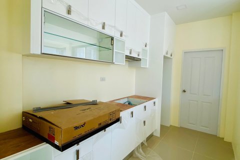 House in Pattaya, Thailand 3 bedrooms № 157690 - photo 13