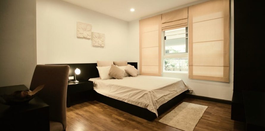 Condo in Bangkok, Thailand, 2 bedrooms  № 157691