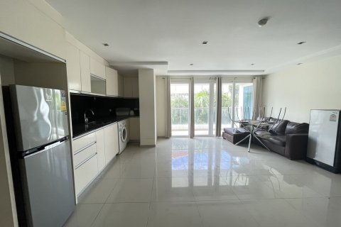 Condo in Pattaya, Thailand, 2 bedrooms  № 157688 - photo 2