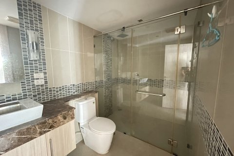 Condo in Pattaya, Thailand, 2 bedrooms  № 157688 - photo 7