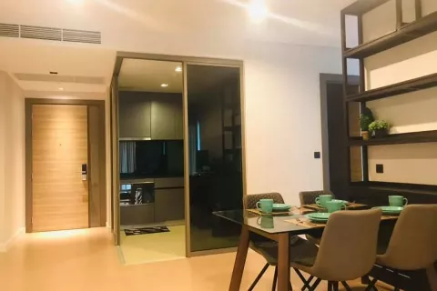 Condo à Bang Rak, Bangkok, Thaïlande, 2 chambres № 137471 - photo 2