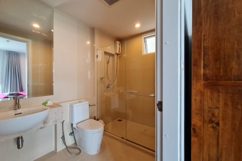 Condo in Hua Hin, Thailand, 2 bedrooms  № 150231 - photo 9