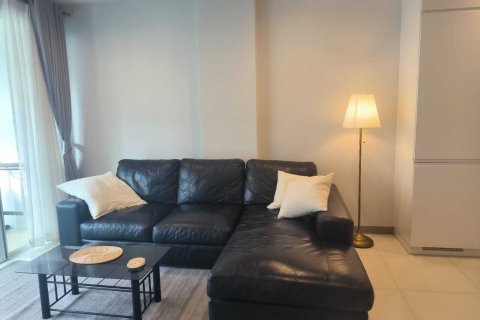 Condo in Hua Hin, Thailand, 2 bedrooms  № 150231 - photo 1