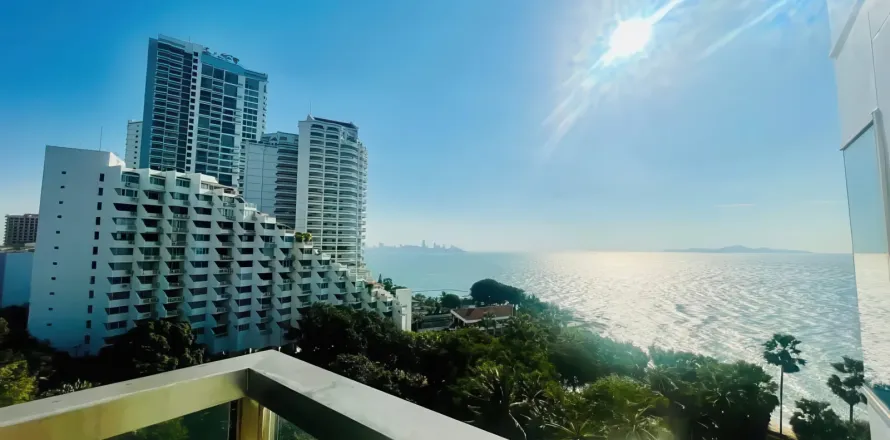 Apartment in Pattaya, Thailand 2 bedrooms № 167124