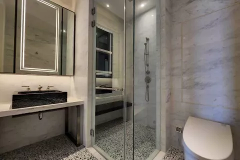 Кондоминиум с 2 спальнями в Кхлонг Сане, Бангкок, Таиланд № 137691 - фото 19