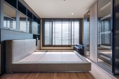 Кондоминиум с 3 спальнями в Кхлонг Сане, Бангкок, Таиланд № 137809 - фото 5