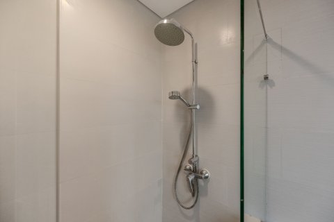 Кондоминиум с 3 спальнями в Кхлонг Сане, Бангкок, Таиланд № 137809 - фото 23