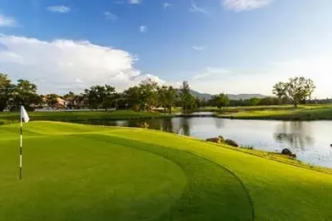 Townhouse in Phuket, Thailand 3 bedrooms № 168988 - photo 2