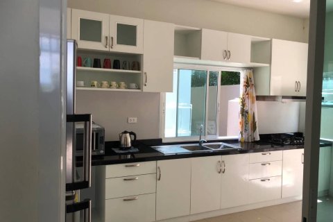 House in Ko Samui, Thailand 3 bedrooms № 168986 - photo 3