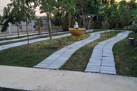 House in Uttaradit, Thailand 7 bedrooms № 168990 - photo 18