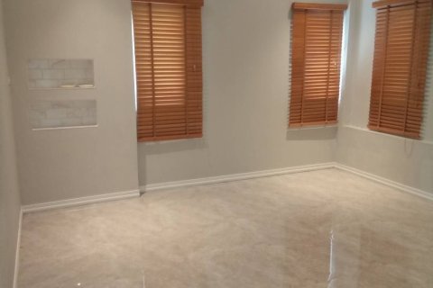 House in Uttaradit, Thailand 7 bedrooms № 168990 - photo 13