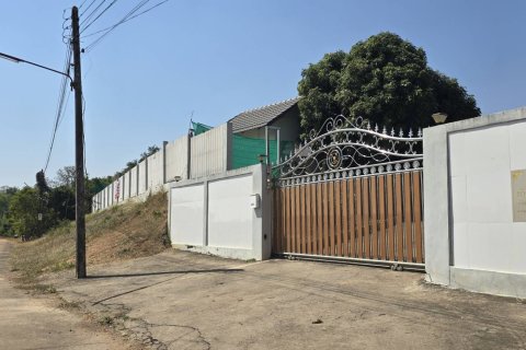 House in Uttaradit, Thailand 7 bedrooms № 168990 - photo 4