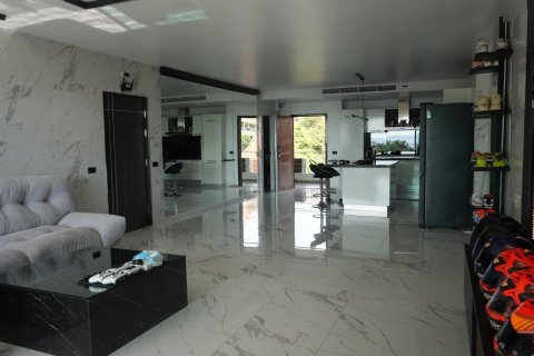 Studio in the Condo in Pattaya, Thailand  № 168987