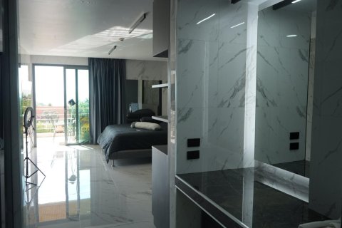 Studio in the Condo in Pattaya, Thailand  № 168987 - photo 12