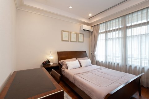 Haus in Phra Khanong, Bangkok, Thailand 5 Schlafzimmer № 214252 - Foto 17