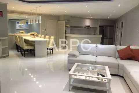 Condominio de 3 dormitorios en Pattaya, Tailandia № 211707 - foto 5