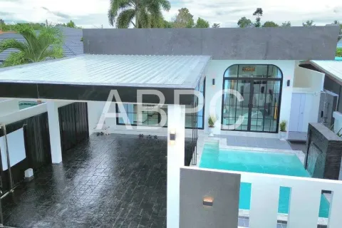 Casa de 3 dormitorios en Pattaya, Tailandia № 211705 - foto 14