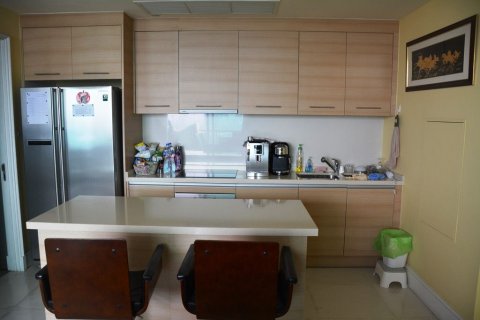 Condo à Khlong Toei, Bangkok, Thaïlande, 3 chambres  № 156757 - photo 9