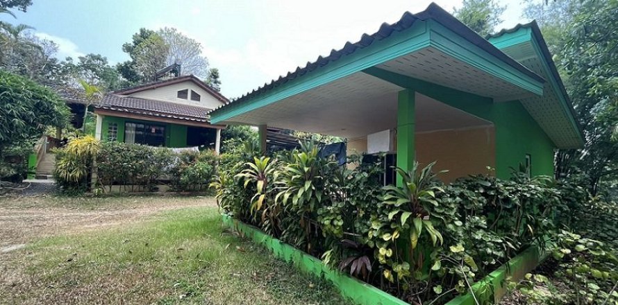 Commercial property in Ko Samui, Thailand 600 sq.m. № 180187