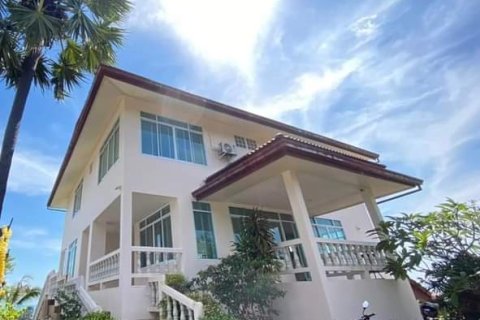 Villa in Ko Samui, Thailand 7 bedrooms № 180189