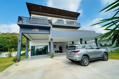 Villa in Ko Samui, Thailand 5 bedrooms № 180190 - photo 2