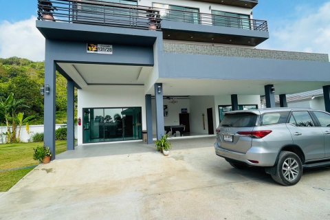 Villa in Ko Samui, Thailand 5 bedrooms № 180190