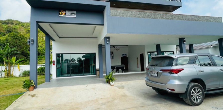 Villa in Ko Samui, Thailand 5 bedrooms № 180190