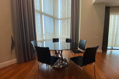 Condo in Watthana, Bangkok, Thailand, 3 bedrooms  № 134080 - photo 5