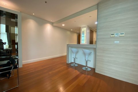 Condo in Watthana, Bangkok, Thailand, 3 bedrooms  № 134080 - photo 6