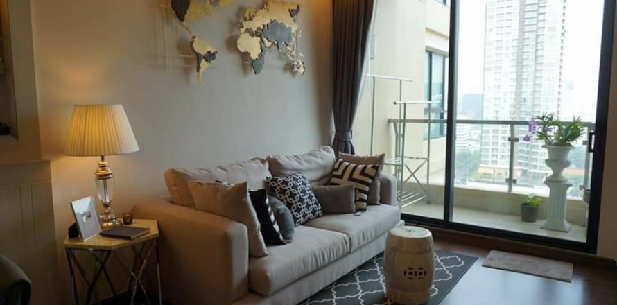 Кондоминиум с 1 спальней в Сатхоне, Бангкок, Таиланд № 134081