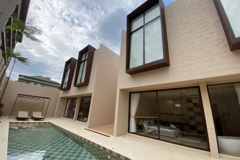 Вилла в Паттайе, Таиланд с 5 спальнями  № 153146 - фото 1