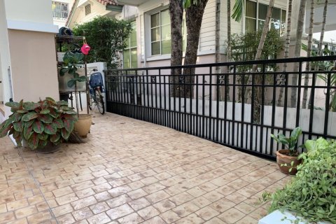 Дом в Правете, Бангкок, Таиланд с 3 спальнями  № 153143 - фото 2