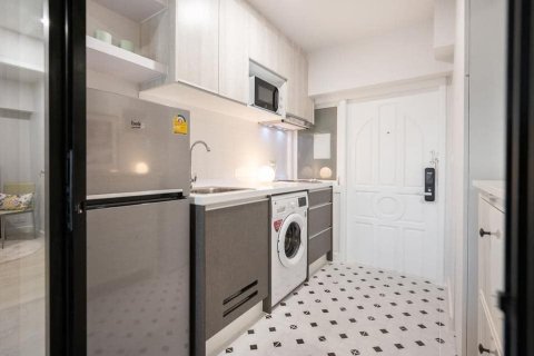 Кондоминиум с 2 спальнями в Ваттхане, Бангкок, Таиланд № 153145 - фото 4