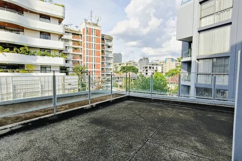 Кондоминиум с 2 спальнями в Ваттхане, Бангкок, Таиланд № 153148 - фото 11