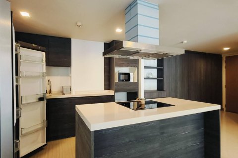 Кондоминиум с 2 спальнями в Ваттхане, Бангкок, Таиланд № 153148 - фото 6