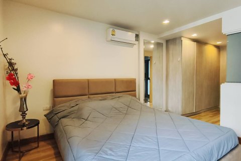 Кондоминиум с 2 спальнями в Ваттхане, Бангкок, Таиланд № 153148 - фото 12