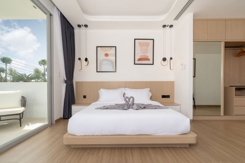 Villa in Phuket, Thailand 5 bedrooms № 145580 - photo 15