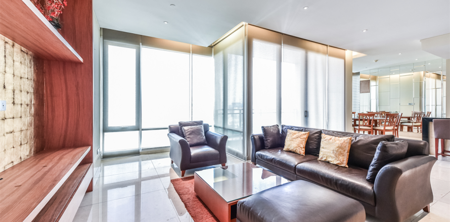 Condo in Bangkok, Thailand, 2 bedrooms № 184624