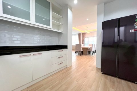 Дом в Чонбури, Таиланд с 4 спальнями  № 160964 - фото 9