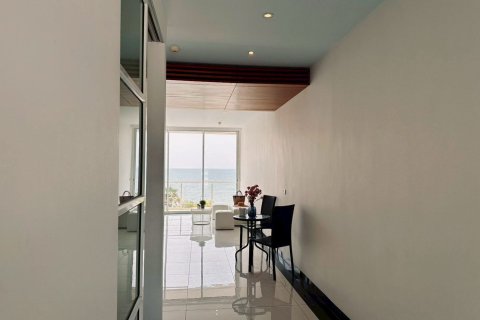 Condo in Bang Sare, Thailand, 1 bedroom  № 160963 - photo 2