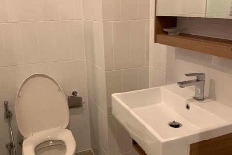 Studio dans le Condo à Khlong Toei, Bangkok, Thaïlande № 171931 - photo 5