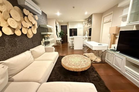 Condo à Watthana, Bangkok, Thaïlande, 2 chambres  № 171932 - photo 1